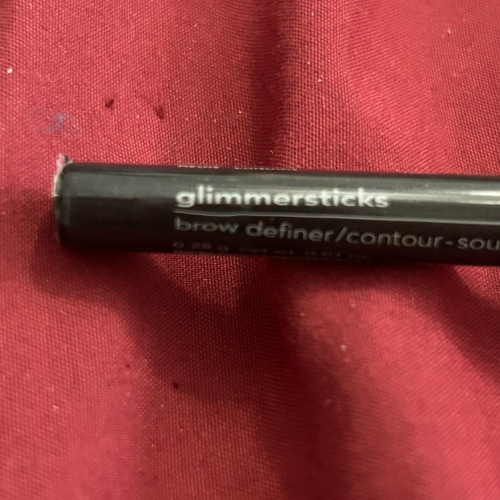 Avon Glimmersticks Brow Definer.